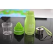 Kép 5/9 - H2O 650ml-es BPA mentes műanyag kulacs gyümölcs facsaróval narancs színben